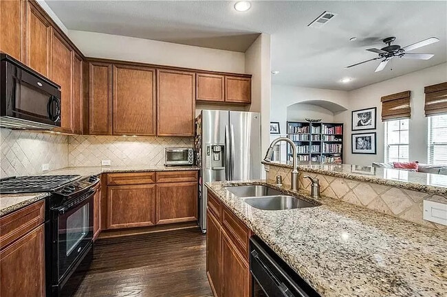 Photo - 6710 Estrella