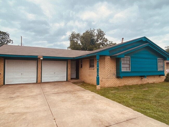 3 Bed 1 Bath home for rent in NW OKC! - 3 Bed 1 Bath home for rent in NW OKC!