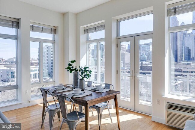 Photo - 1900 Hamilton St Unidad 403