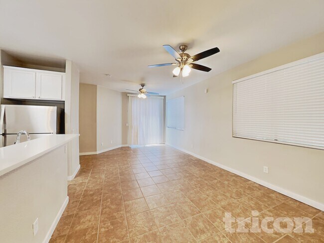 Photo - 1607 W Lydia Ln