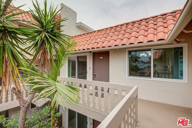 Photo - 2020 Graham Ave Unidad 203 Rental