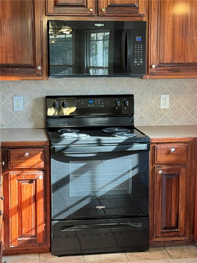 Photo - 1457 Prairie View Ave