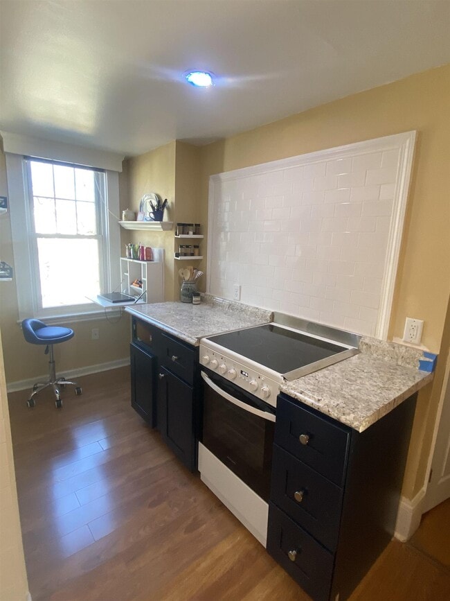 Photo - 11 Beech St Unit 2