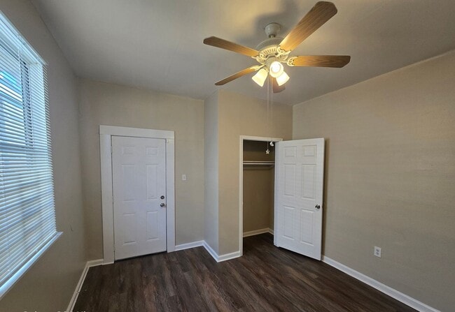 Photo - 8819-8821 Olive St. Unit 8821