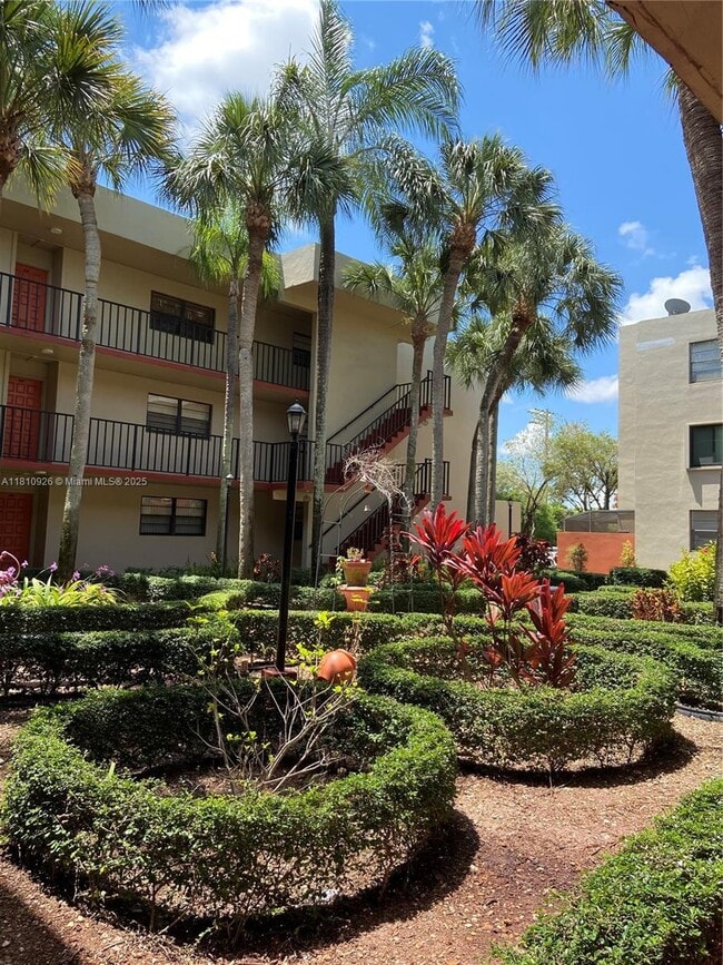 Photo - 10865 SW 112th Ave Condo Unit 112