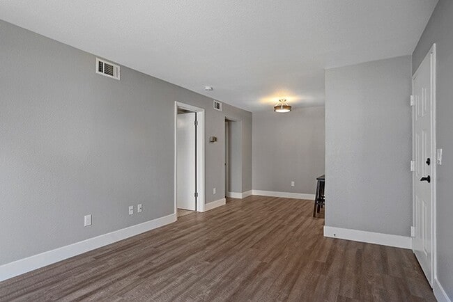 Clayton Creek Apartments