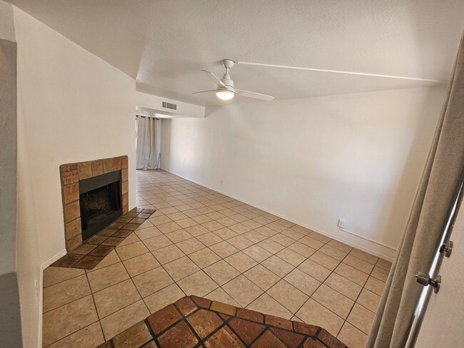 Photo - 1618 N 32nd St