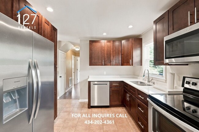 Spacious 4-Bedroom Single Family home with Large Backyard & Ample Storage