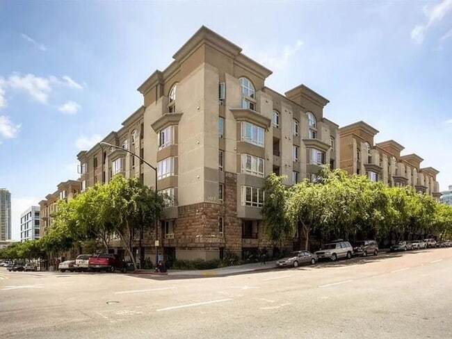 Building Photo - Downtown San Diego Urban Oasis – Available...