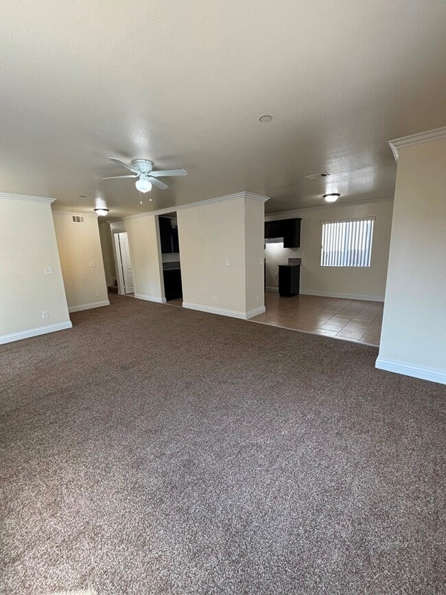 Photo - 231 E 97th St