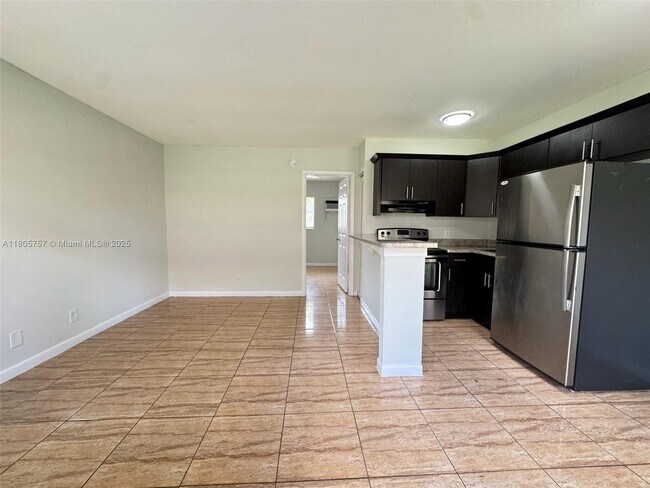 Photo - 101 NE 41st St Apartamento Unidad G111