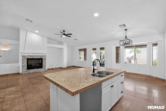 Photo - 7742 E Los Gatos Dr