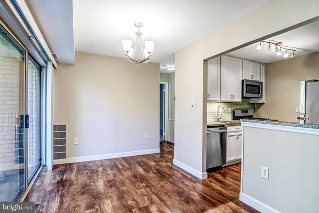 Photo - 12215 Braxfield Ct Unit 106