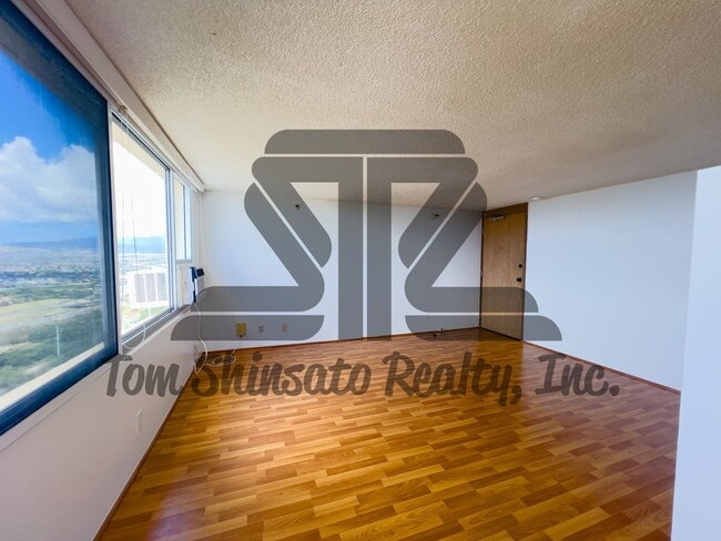 Photo - 1BR / 1Bath / 1Pkg - Rental at Century Park Plaza!