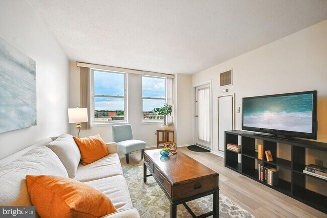 Photo - 900 N Taylor St Apartment Unit 1108