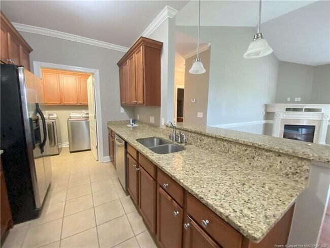 Photo - 411 Gallery Dr