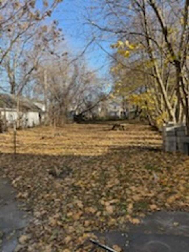 Building Photo - Myrtle Unit Lower