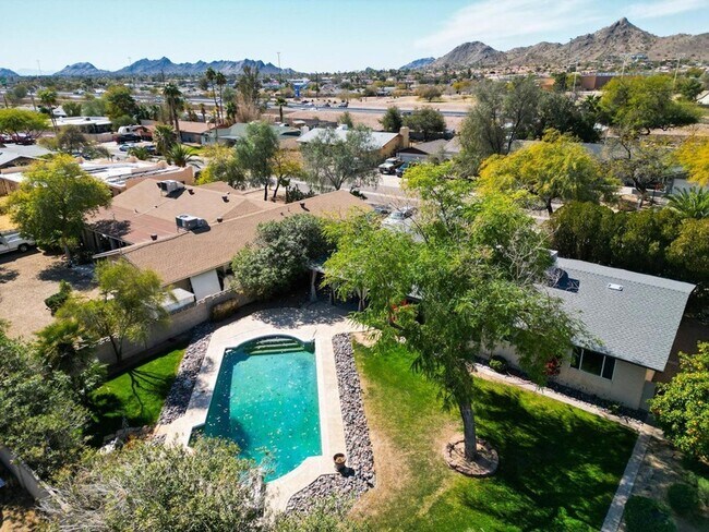 Photo - 14237 N 34th Way