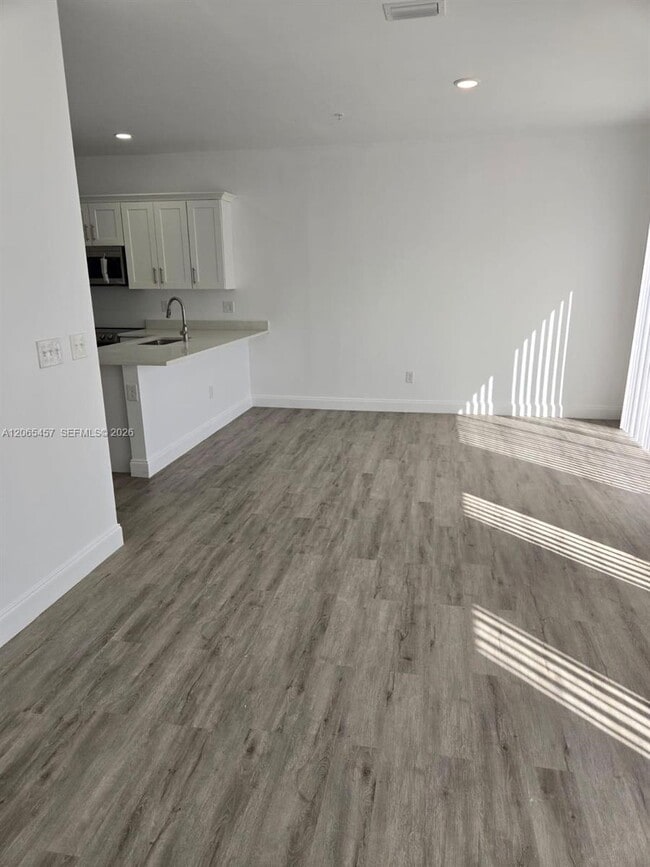 Photo - 4215 Gulfstream Rd