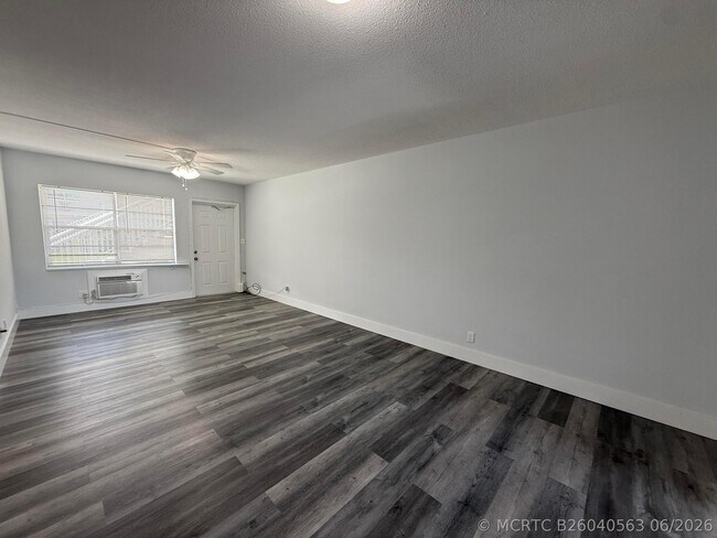 Photo - 3851 NE 21st Ave Unit 19