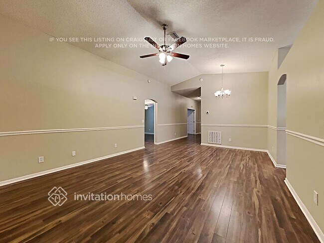 Photo - 4870 Manchester Dr