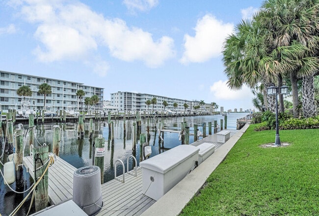 Photo - 135 Shore Ct Condo Unit 203
