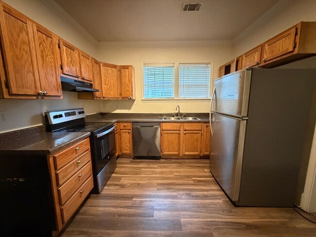 Photo - Beautiful Brick Home Minutes from Midtown, Crosstown, Rhodes College!!