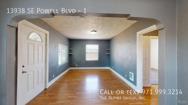Photo - 13938 SE Powell Blvd