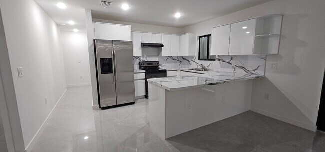 Photo - 2140 NW 64th St