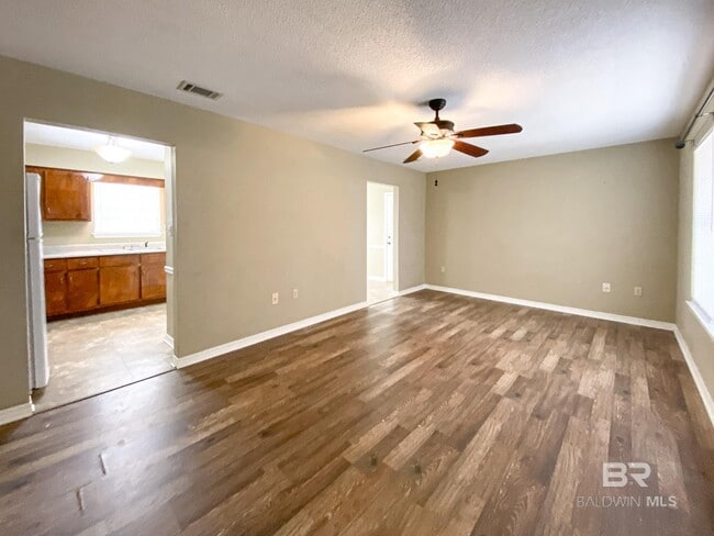 Photo - 21846 Mahan Dr