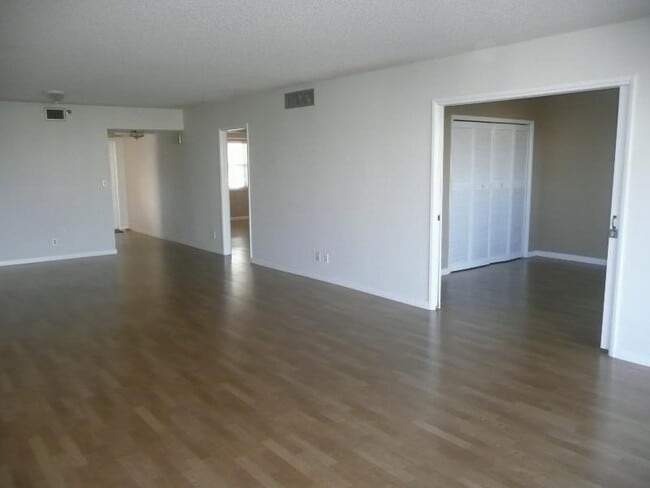 Photo - 4015 W Palm Aire Dr Unidad 802