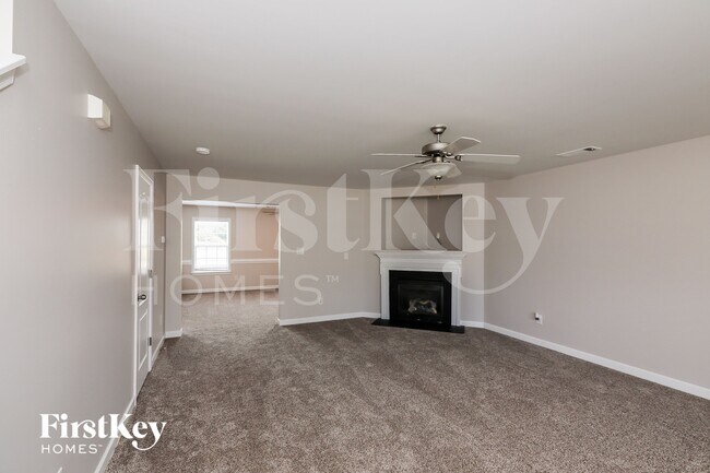 Photo - 2922 Blueberry Dr