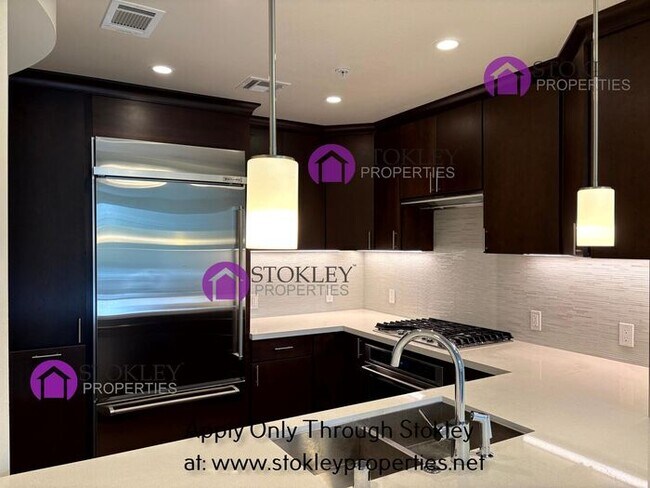 Photo - 1000 Dewing Ave