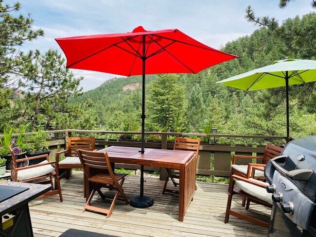 Photo - Executive Rental Fully Furnished PERFECT GETAWAY, MOUNTAIN RETREAT WITHIN TOWN!!