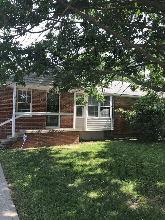 Photo - Charming 2 BED 1 BATH - NICE UPDATED INTER...