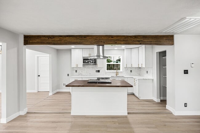 Photo - 4626 Holly St