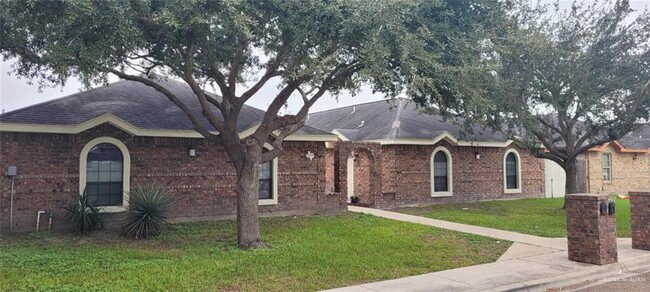 Building Photo - 2020 Aruba Dr Unit 8 Rental