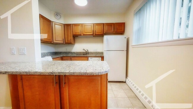 Photo - 63 Parkman St