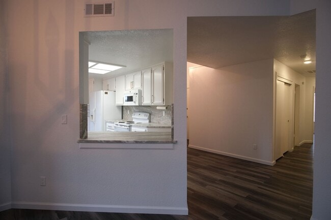 Photo - Stunning 3-Bedroom 2-bathrooom in the vibrant city of Modesto