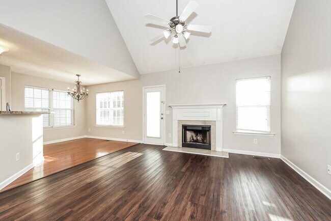 Photo - 4032 Pineorchard Pl