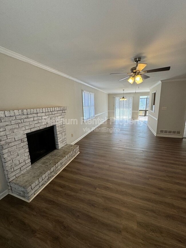 Photo - 40 Briarwood Ct
