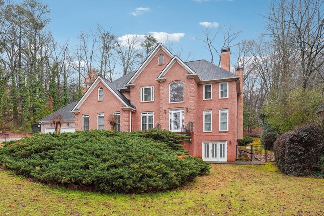 Photo - 814 Lynhurst Dr SW