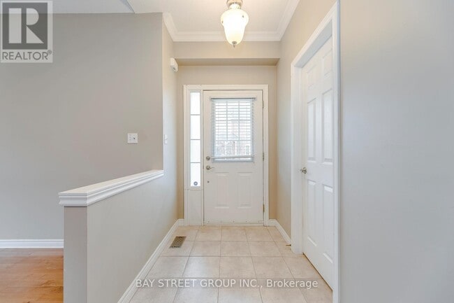 Photo - 5218 Garland Crescent