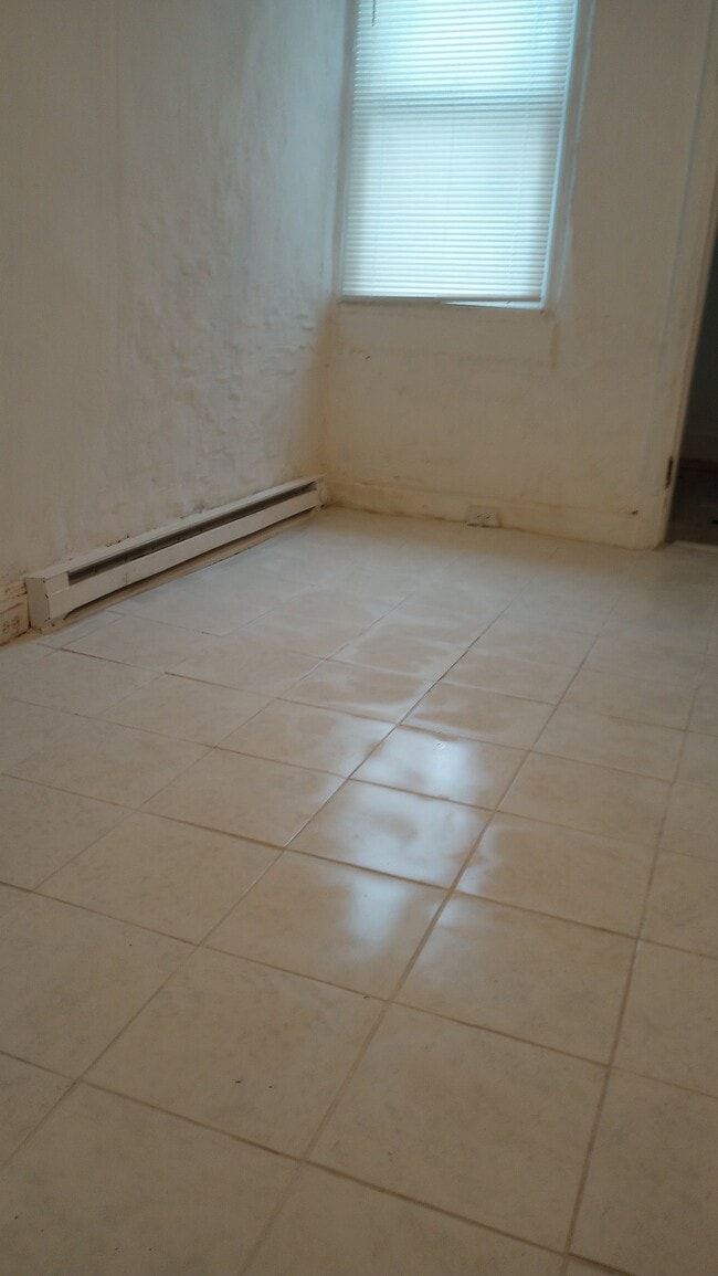 Building Photo - 21xx Gould St