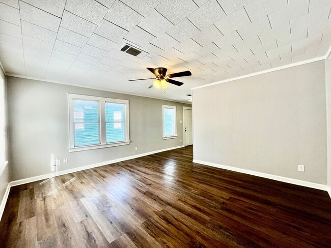 Building Photo - 1410 Greenwood Ave Unit 1410 Greenwood Ave Rental