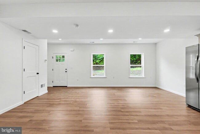 476 Gravel Hill Rd