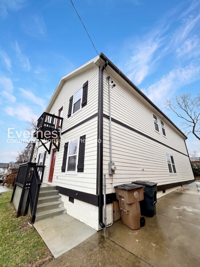 Photo - 2218 14th Ave N