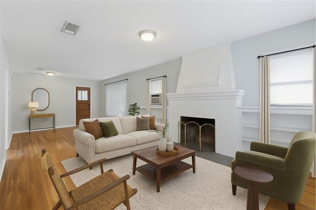 Photo - 4933 El Campo Ave