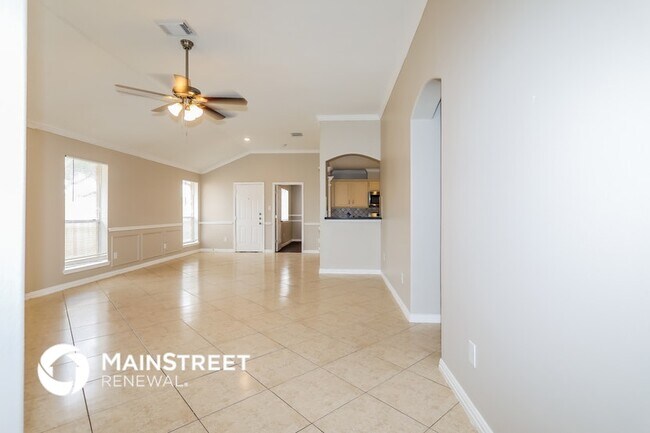 Photo - 16811 Creek Trail