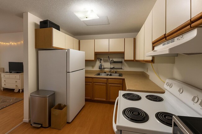 Photo - 66 Hungerford Terrace Unit 66 Hungerford #1